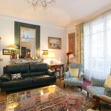 Typical Familial Apartment-champs Elysees By Weekome Appartement *