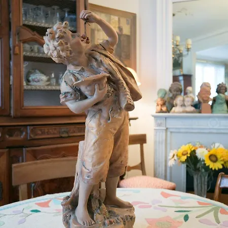 Appartement Typical Familial Apartment-champs Elysees By Weekome Paris