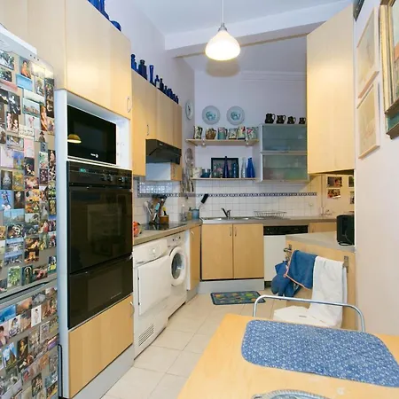 Appartement Typical Familial Apartment-champs Elysees By Weekome *